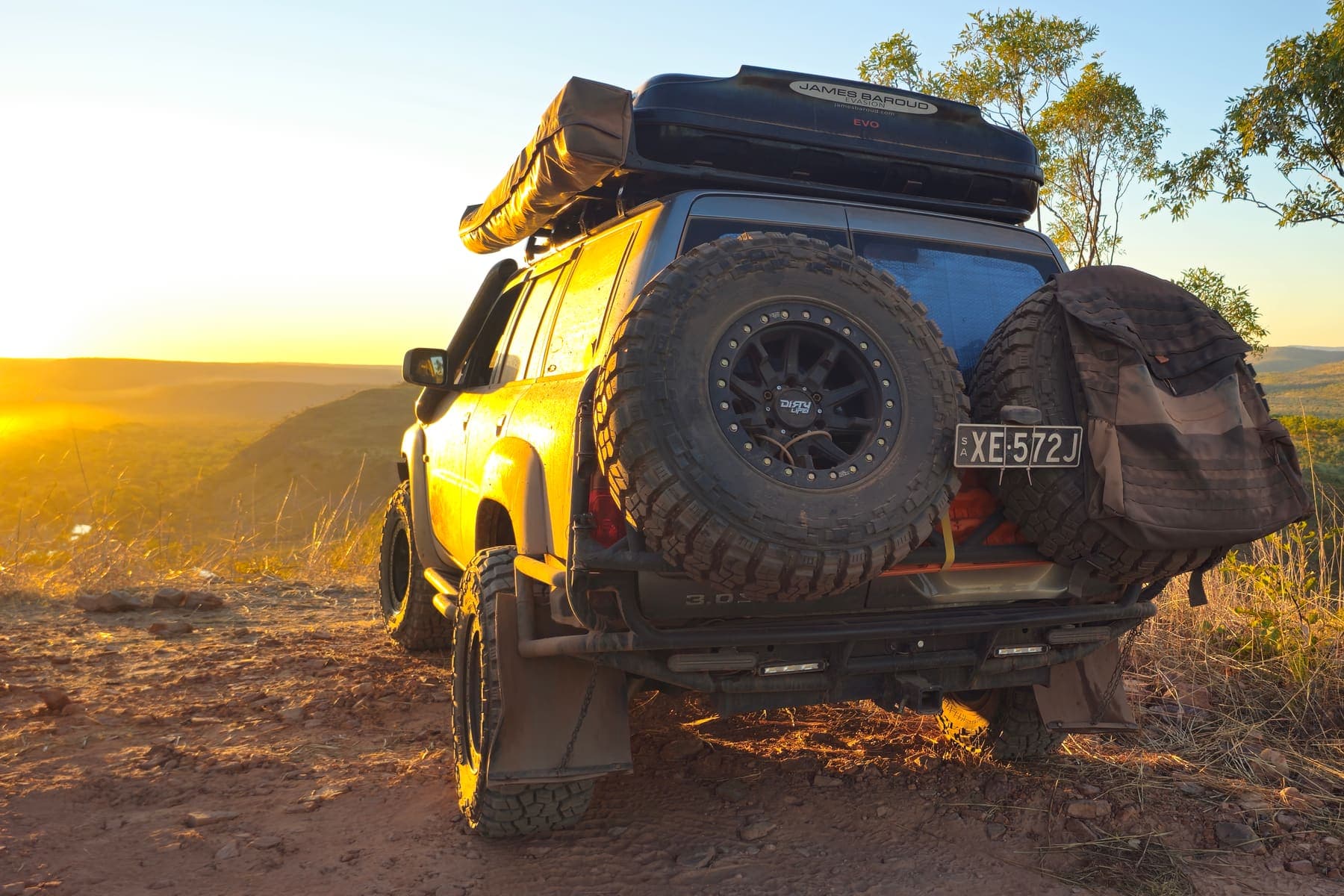 4WD Expeditions - Remote Australia 1